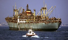 Chùm ảnh: cận cảnh kinh hoàng làn sóng người nhập cư