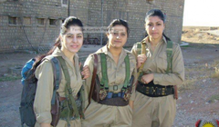 Video: Những nữ binh Kitô giáo quyết tử với IS tại Syria