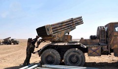 Video: Cận cảnh pháo phản lực BM-21 Grad tập kích IS ở Raqqa