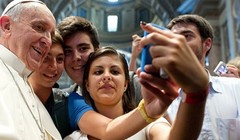 Giáo hoàng Francis được đánh là người khá chủ động trong công nghệ.