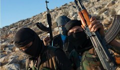 Video: Cái chết của binh sĩ Syria người Sunni trong tay Hồi giáo cực đoan