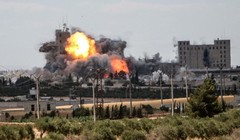 Không quân Liên minh không kích thành phố Manbij 