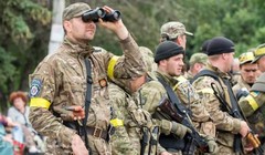 Nhóm binh sĩ Ukraine trong lực lượng ATO