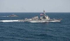 Khu trục hạm Mỹ USS Lassen thực hiện sứ mệnh "tự do hàng hải" trên Biển Đông