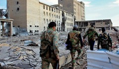 Quân đội Syria chiến đấu trên nội thị thành phố Aleppo