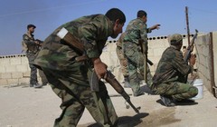 Binh sĩ Syria chiến đấu trên chiến trường Aleppo
