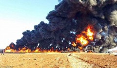 không quân Nga thiêu đốt xe chở dầu của khủng bố