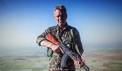 Michael Enright diễn viên Holywood ở Syria