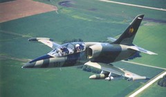 Máy bay huấn luyện L-39 Tiệp Khắc