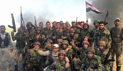 Các binh sĩ quân đội Syria trên chiến trường Aleppo