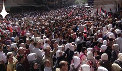 Mít tinh mừng chiến thắng trong các khu vừa giải phóng