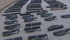 Đạn súng cối 81 mm và rockets thu giữ được có nguồn gốc từ Pháp