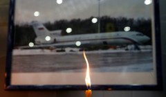 Chiếc máy bay chở khách Tu-154 B2 mã số RA-85572 của Bộ quốc phòng Nga