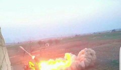 Lực lượng pháo binh Tiger tập kích dọn đường thị trấn Tadef