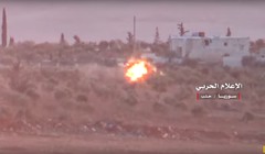 Tên lửa chống tăng ATGM phá hủy chiếc xe chở các chiến binh thánh chiến trong khu vực miền nam Aleppo