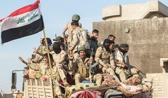 Các binh sĩ người Sunni, Iraq tiến về khu vực phía tây thành phố Mosul