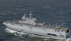 Tàu đổ bộ trực thăng lớp "Mitral" của Pháp