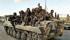 Binh sĩ quân đội Syria trên vùng ngoại ô Damascus