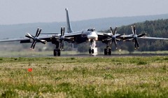 Máy bay ném bom chiến lược tầm xa Nga Tu-95MS