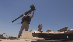 Xạ thủ MANPAD Nga phóng tên lửa diệt mục tiêu