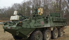 Xe thiết giáp Strykers, trong tương lai có thể lắp đặt vũ khí laser có công suất đến 50 kW - Ảnh Breaking Defense
