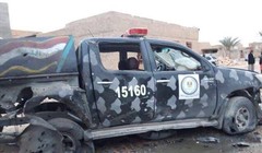 Xe an ninh chống khủng bố Iraq bị bắn cháy - ảnh quân đội Iraq