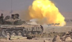 Quân đội Syria tấn công trên sa mạc Deir Ezzor - ảnh minh họa Masdar News