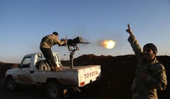 Các tay súng lực lượng FSA tấn công người Kurd ở Afrin - ảnh minh họa Masdar News