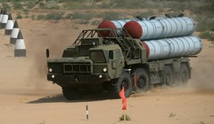 Hệ thống tên lửa S-300 của Nga