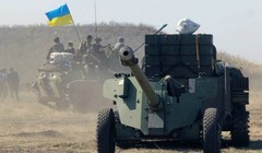 Quân đội Ukraina cơ động chiến đấu. Ảnh minh họa Voice Sevastopol 