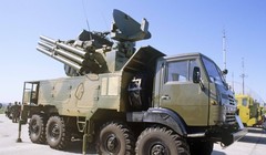 Tổ hợp tên lửa phòng không Pantsir - S1, vũ khí chủ lực bảo vệ căn cứ sân bay Khmeimim. Ảnh minh họa South Front