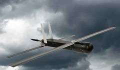 Máy bay không người lái (UAV) Raytheon Coyote. Ảnh minh họa của Raytheon