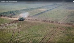 Xe tăng Donesk huấn luyện chiến đấu. Ảnh minh họa video dân quân Donesk