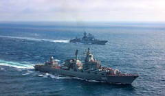 Kỳ hạm, tàu tuần dương tên lửa “Nguyên soái Ustinov” trên biển Địa Trung Hải. Ảnh minh họa Rusvesna