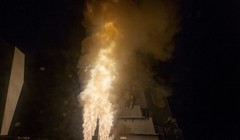 Chiến hạm JS ATAGO Nhật Bản phóng tên lửa đánh chặn SM-3 Mỹ. Ảnh minh họa DVIDs