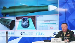 Bộ quốc phòng Nga họp báo bất thường, chứng minh tên lửa Buk đã được phòng không Ukraina phóng vào MH-17. Ảnh minh họa video RIA.Novosti