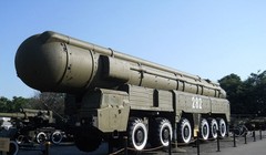 Tên lửa đạn đạo tầm trung RSD-10 Pioneer. Ảnh: RG.