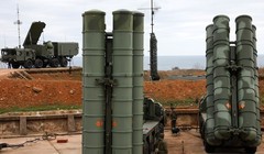 Hệ thống tên lửa phòng không S-400 trên chiến trường Syria. Ảnh minh họa Rusian Gazeta