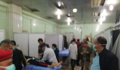 Người dân bị trúng độc khí gas Clo ở Aleppo