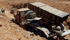 Khẩu đội pháo phản lực Grad của quân đội Syria chuẩn bị pháo kích ở Hama. Ảnh: South Front.