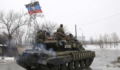 Xe tăng lực lượng dân quân Donetsk sẵn sàng chiến đấu. Ảnh minh họa: Rusvesna.