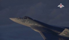 Tiêm kích Su-57 trên chiến trường Syria, ảnh minh họa video Bộ Quốc phòng Nga.
