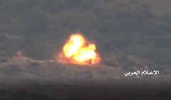 Lực lượng Houthi phá hủy xe cơ giới của Liên minh quân sự vùng Vịnh do Ả rập Xê-út dẫn đầu.