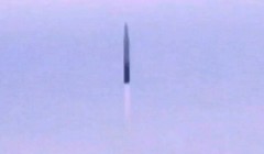 Tên lửa Avangard xuất kích.