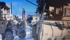 Lính Mỹ tiếp tục tuần tra và đóng quân trong thị trấn Manbji. Aleppo. Ảnh minh họa: Masdar News.