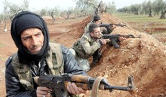 Các tay súng khủng bố Al-Qaeda trên chiến trường Syria. Ảnh minh họa: Masdar News.