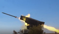 Pháo phản lực quân đội Syria đánh phá khốc liệt lực lượng Hồi giáo cực đoan ở Hama, Idlib. Ảnh South Front