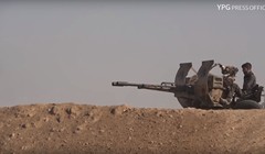 Lực lượng Dân chủ Syria SDF tiến công trên chiến trường Deir Ezzor.