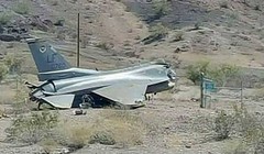 Tài khoản Twitter Raj Jaiswal đăng một bức ảnh, khẳng định F-16 Pakistan bị bắn hạ ở Kashmir, cách đường biên giới 3 km.