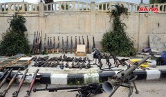 Quân đội Syria thu vũ khí trang bị cất giấu bí mật của lực lượng Hồi giáo cực đoan ở SANA. Ảnh SANA